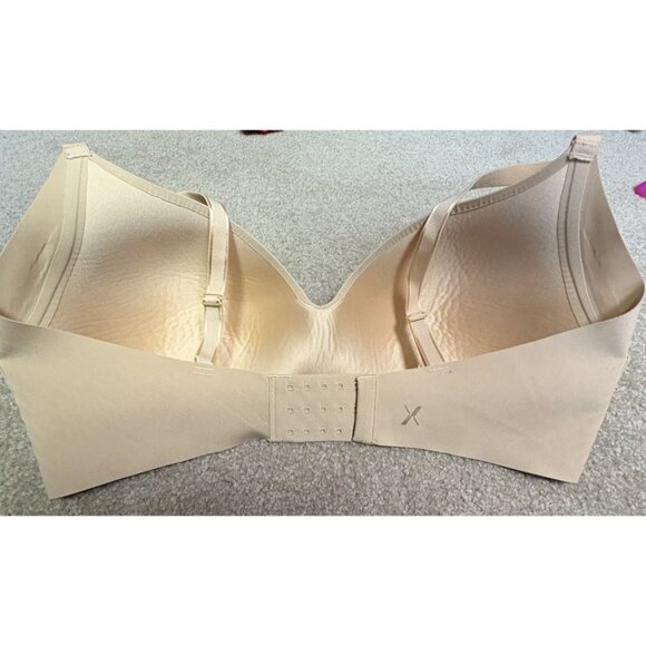 Knix Wing Woman Contour Bra Size 8 Beige Wireless 4-Way Stretch Support - Picture 4 of 4
